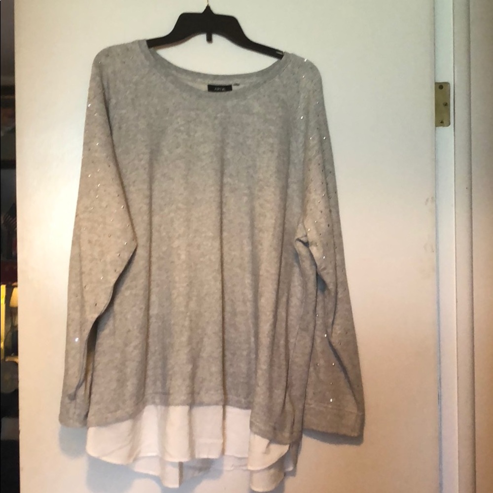 Apt 9 XL sweatshirt with trim